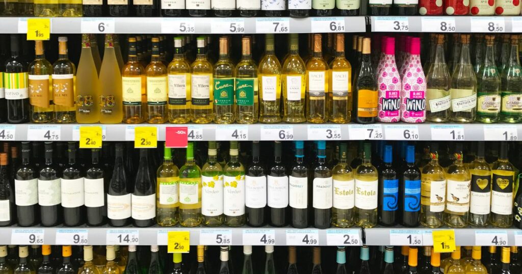 Cómo Detectar un Buen Vino en el Supermercado