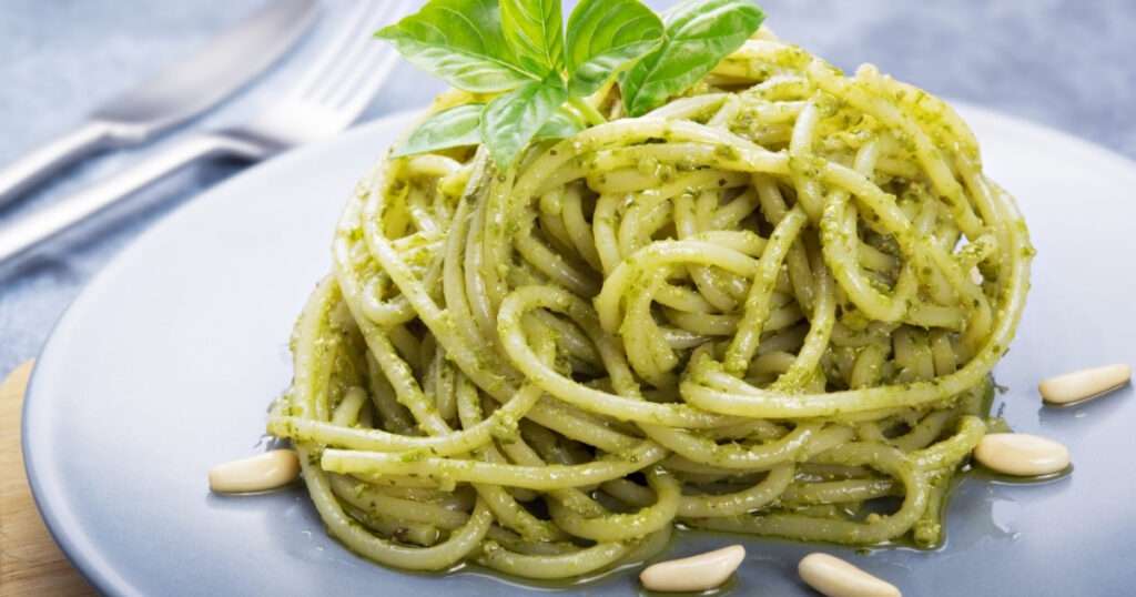 Pasta al pesto