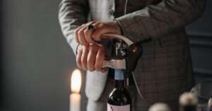 cómo abrir vino