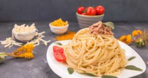 Espaguetis con atún
