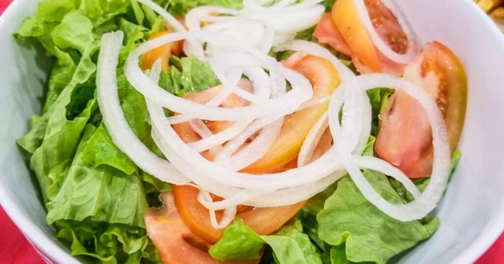 Ensalada de lechuga y tomate